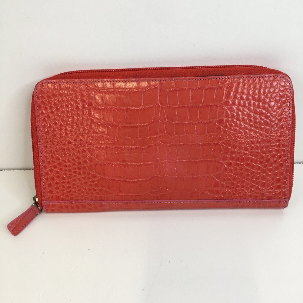 Ann Taylor Loft Passport Card Organizer Traveling Leather Wallet